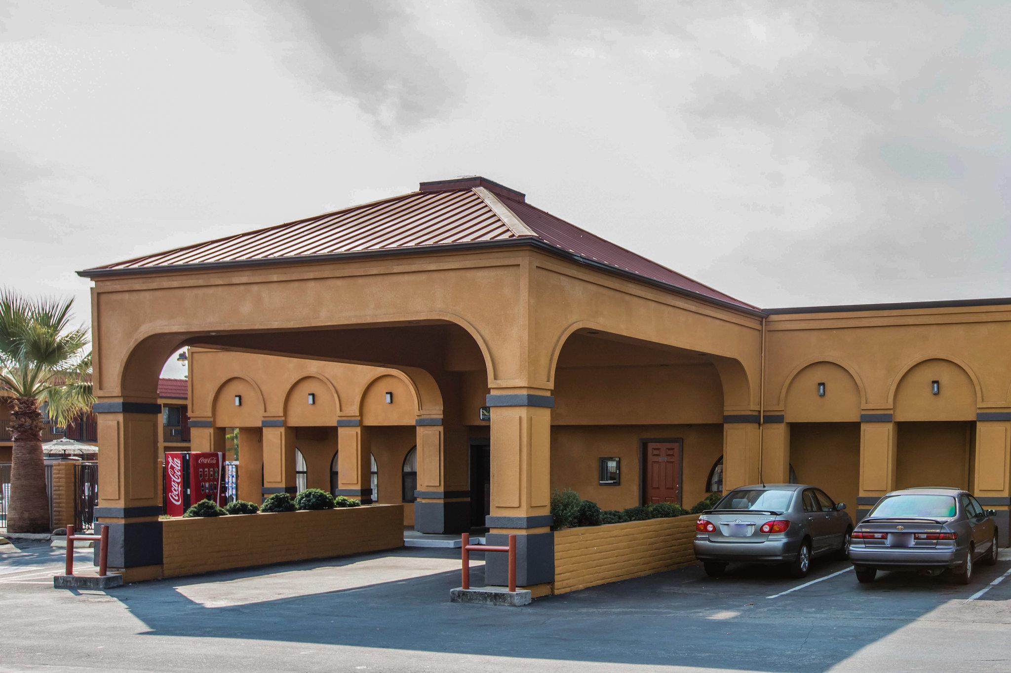 Quality Inn Redding Near I-5 Εξωτερικό φωτογραφία