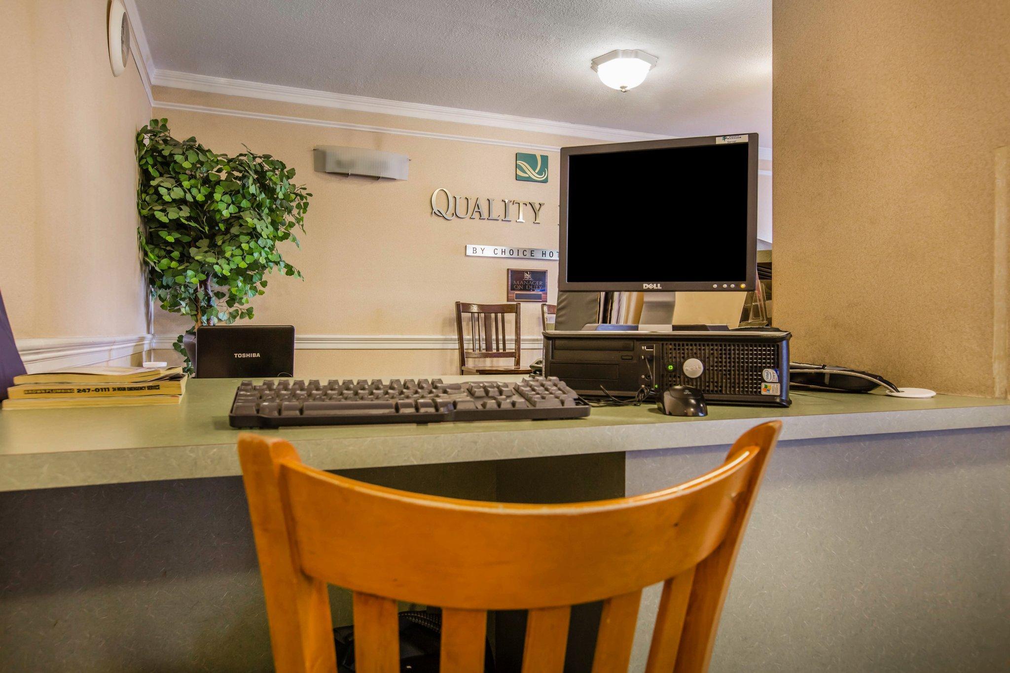 Quality Inn Redding Near I-5 Εξωτερικό φωτογραφία