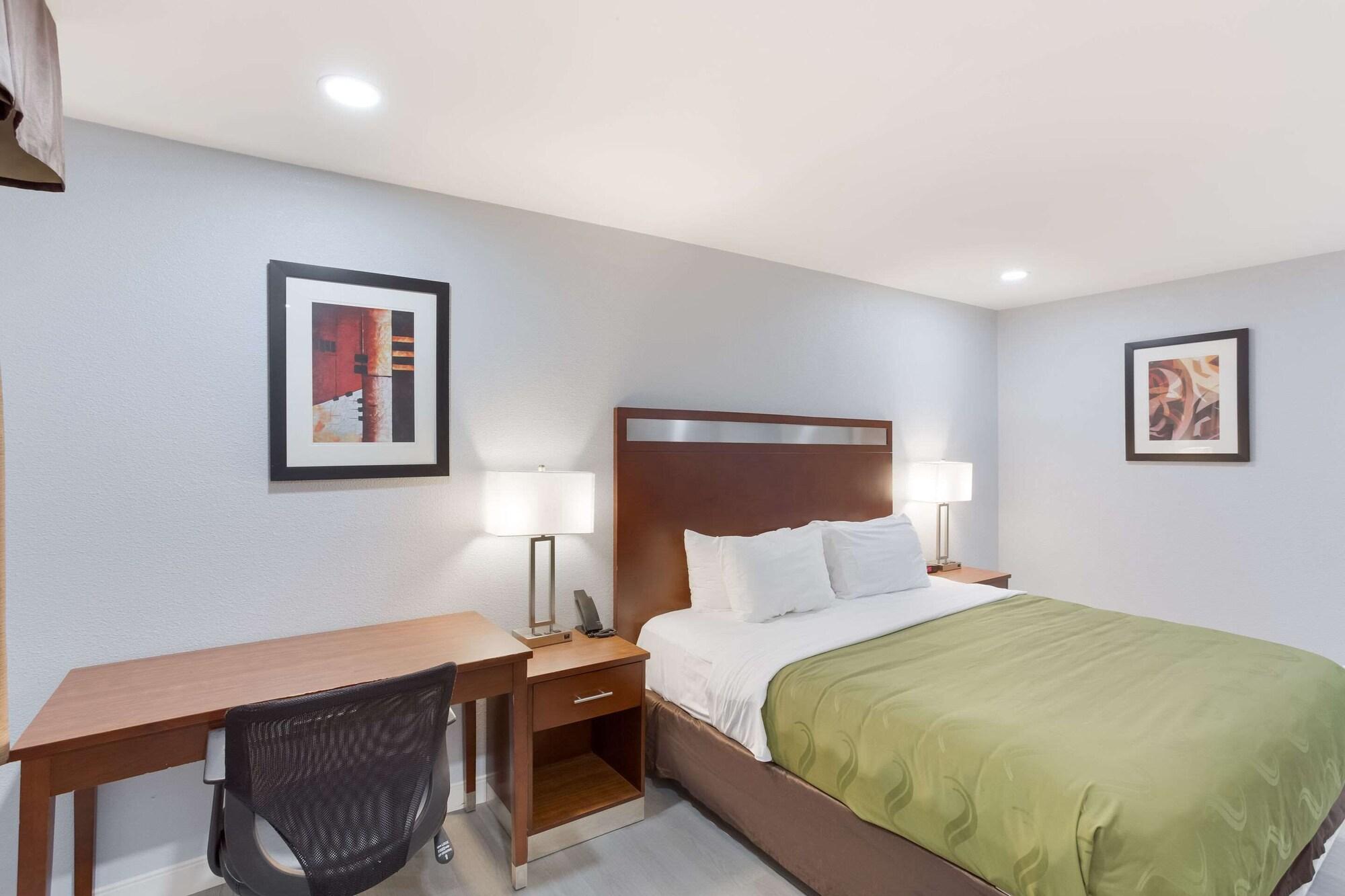Quality Inn Redding Near I-5 Εξωτερικό φωτογραφία
