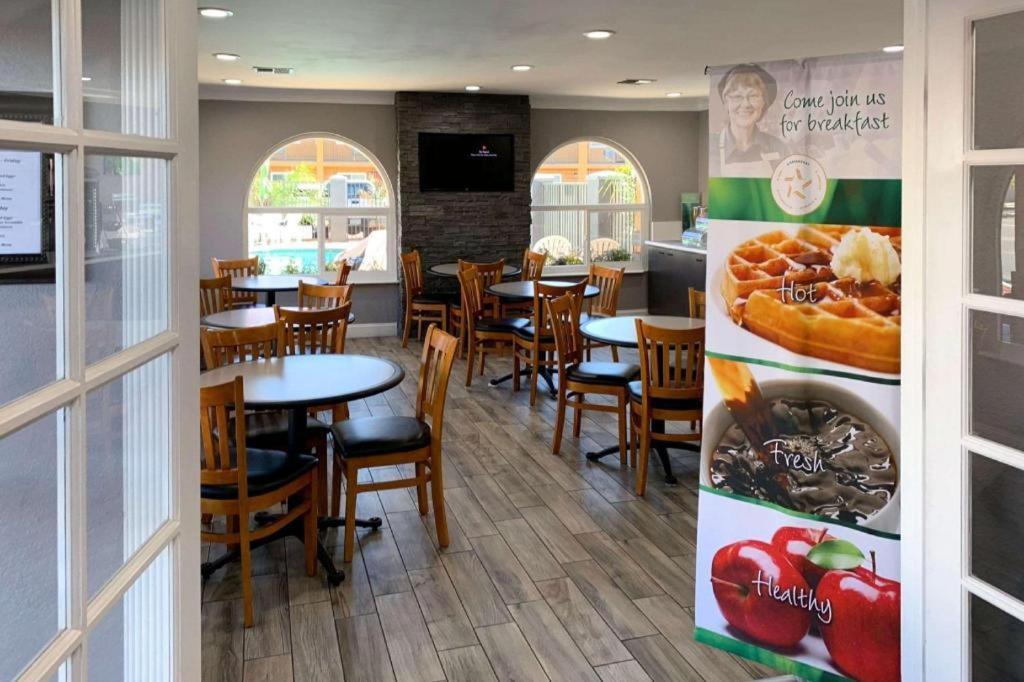 Quality Inn Redding Near I-5 Εξωτερικό φωτογραφία