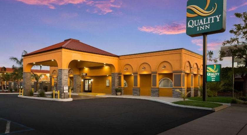 Quality Inn Redding Near I-5 Εξωτερικό φωτογραφία